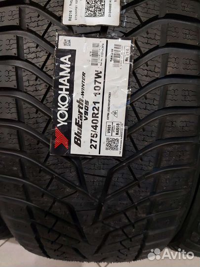 Yokohama W.Drive V905 275/40 R21 и 315/35 R21