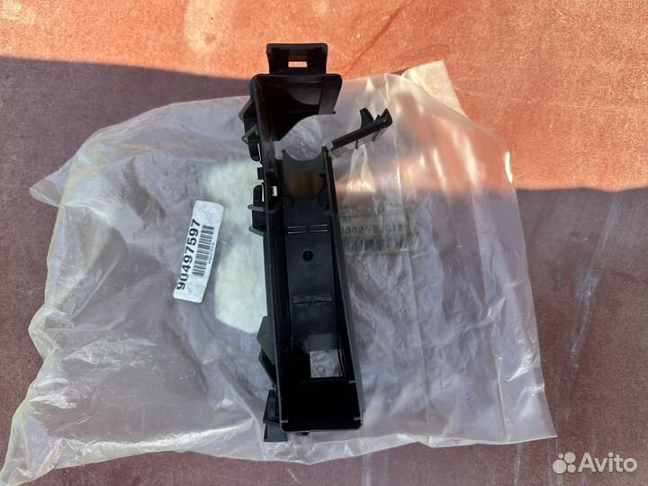 Корпус блока предохранителей Ниссан Тиана J31