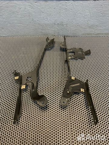 Кронштейн крыла передний Porsche Panamera 970 cwaa