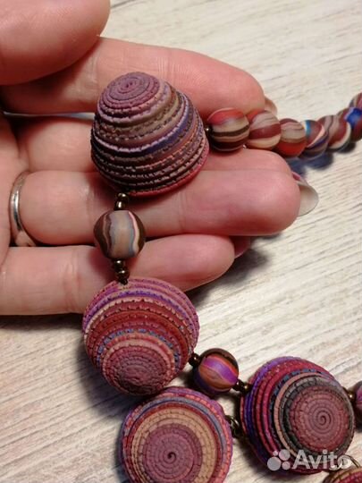 Колье (бусы) и серьги ручной работы