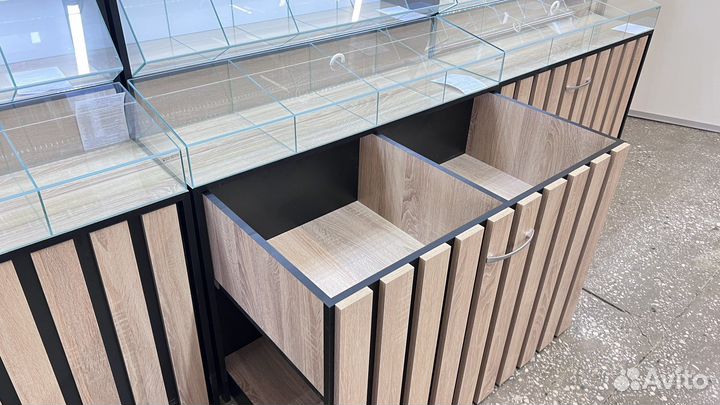 Витрины, прилавки под орехи, сухофрукты, конфеты