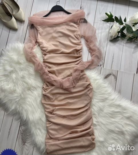 Вечернее платье