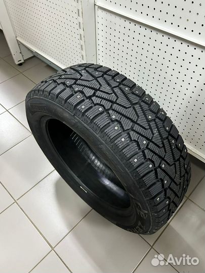 Pirelli Winter Ice Zero 225/55 R17