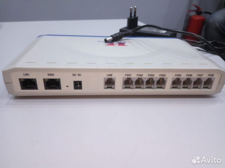 VoIP шлюз Hanlong Unicorn 6008