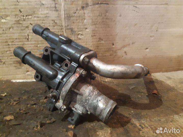 Корпус термостата Opel Insignia