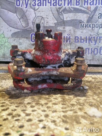 Суппорт тормозной передний левый Dodge Caliber