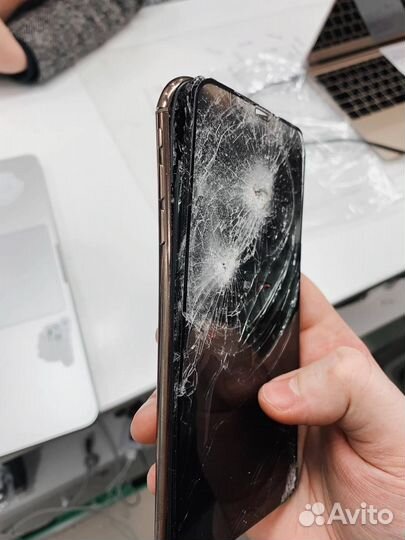 Замена стекла iPhone