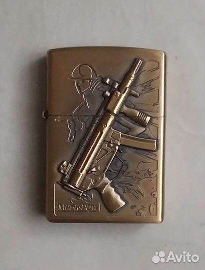 Зажигалка бензиновая