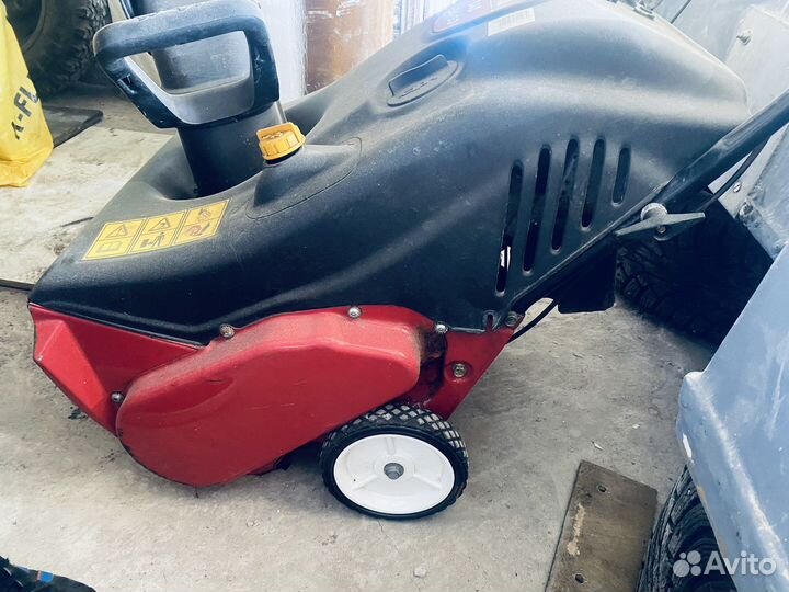 Снегоуборочная машина бу