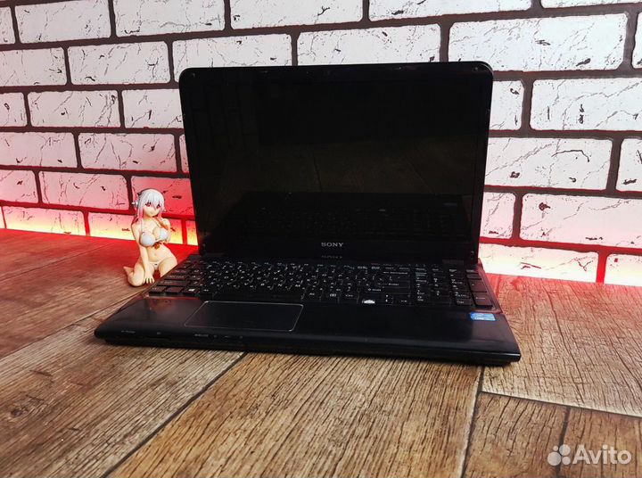 Ноутбук 15,6 Легенда Sony Vaio SVE15 intel Core i5