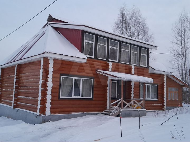 Коттедж 250 м² на участке 30 сот.