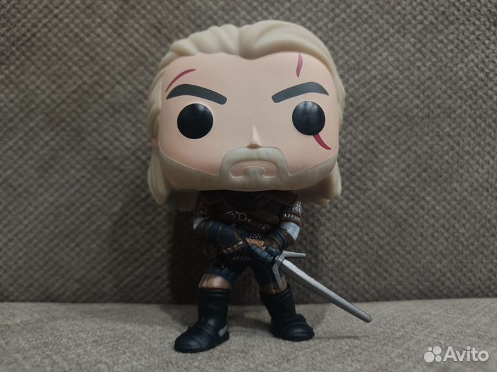 Фигурки Funko Pop Marvel и Witcher