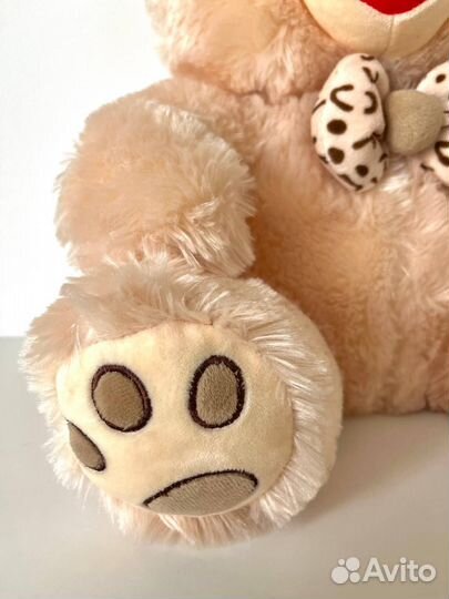 Плюшевый медвежонок