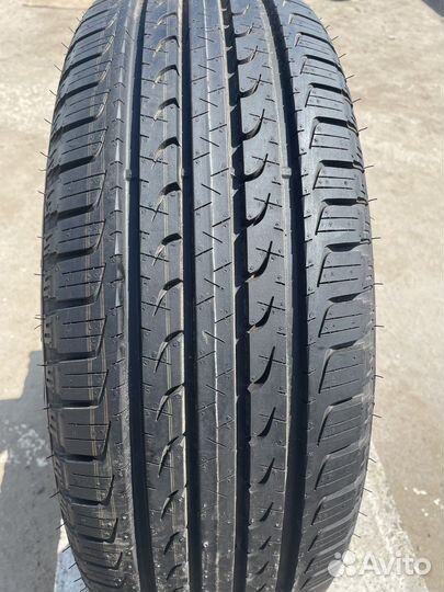 Goodyear EfficientGrip SUV 235/55 R19 105V