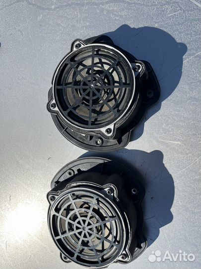 Peugeot 308 динамики задних дверей