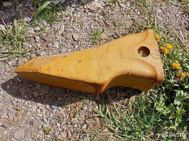 Зуб ковша (коронка) 9W1453 RP3