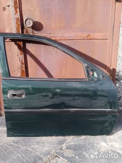 Дверь опель вектра б