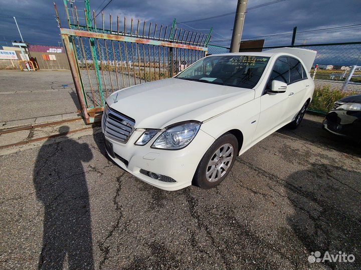 В разбор из Японии Mercedes Benz W212 E250 CGI