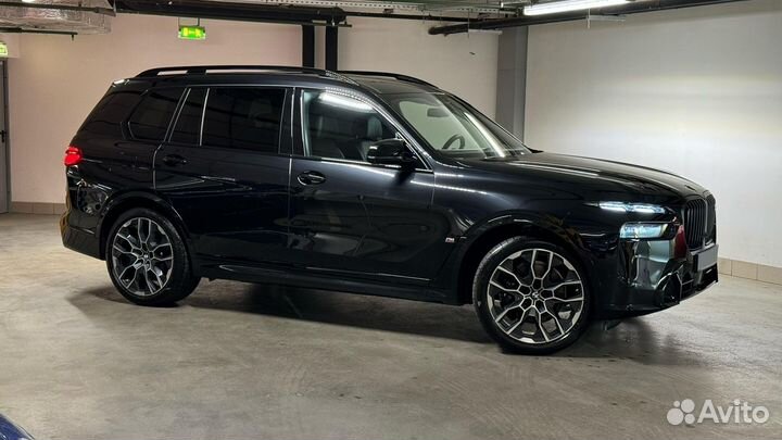 BMW X7 4.4 AT, 2023, 50 км