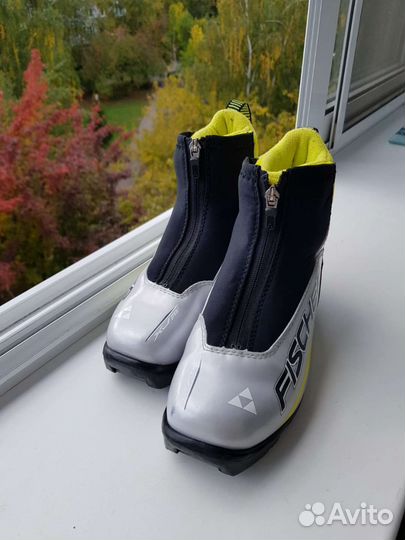 Лыжные ботинки fischer 36