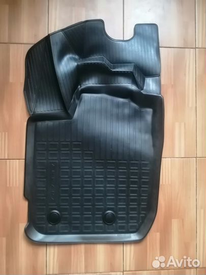 Новый комплект ковров Renault Arkana