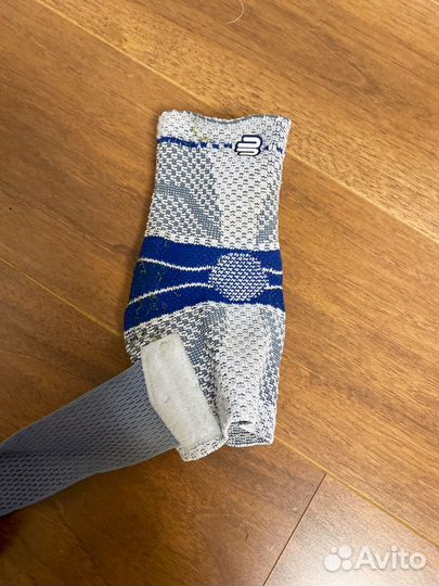 Оригинальный фиксатор голеностопа bauerfeind