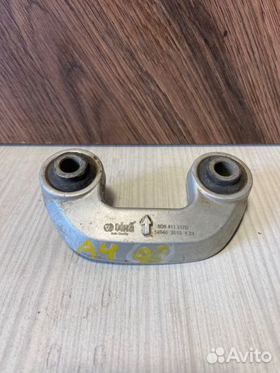 Стойка стабилизатора передняя левая Audi A4 B7 ALT