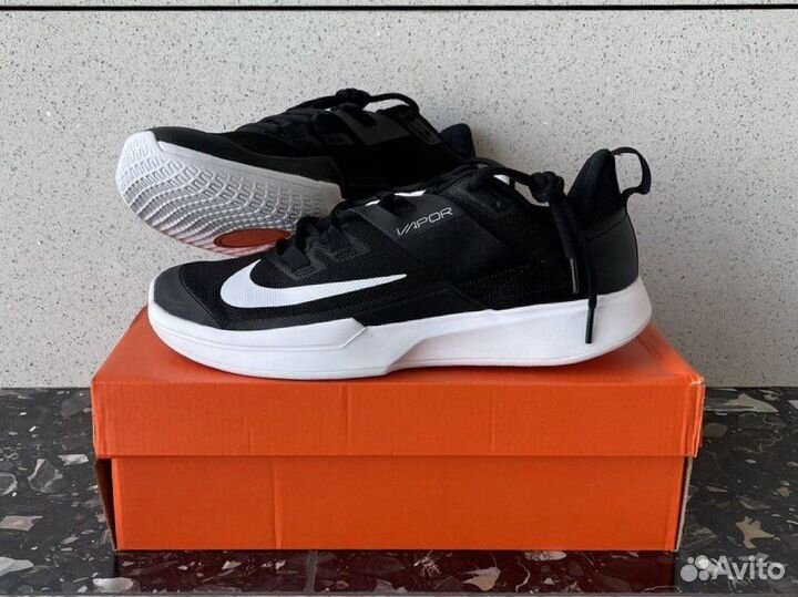 Теннисные кроссовки Nike Court Vapor Lite