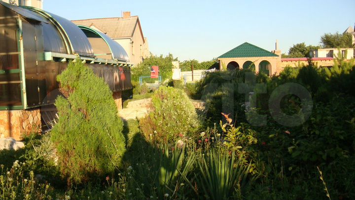 Дом 397,6 м² на участке 6 сот.