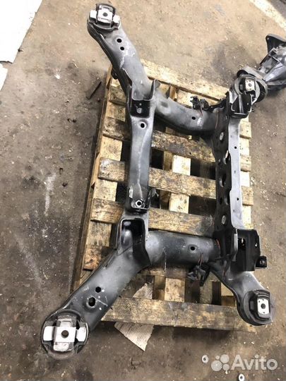 Подрамник задний Mercedes-Benz W166 GLE 2015-2018