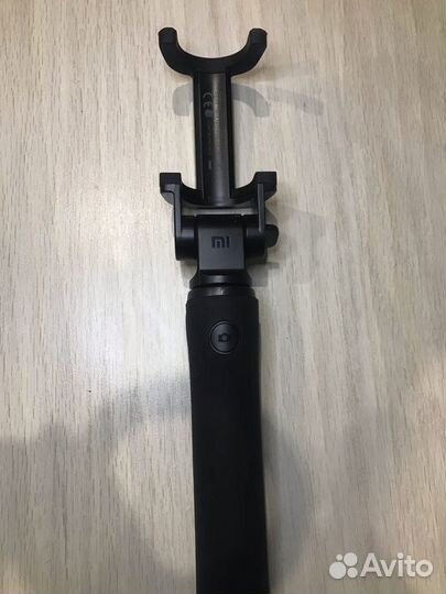 Монопод Xiaomi Mi Bluetooth Selfie Stick, Black