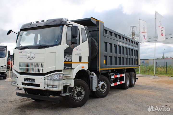 FAW J6 CA3310P66K24T4E5, 2023