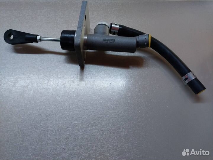 Главный цилиндр сцепления Elantra Ceed i30