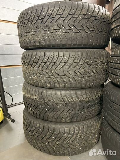 Nokian Tyres Hakkapeliitta 8 SUV 255/55 R19 111ZR
