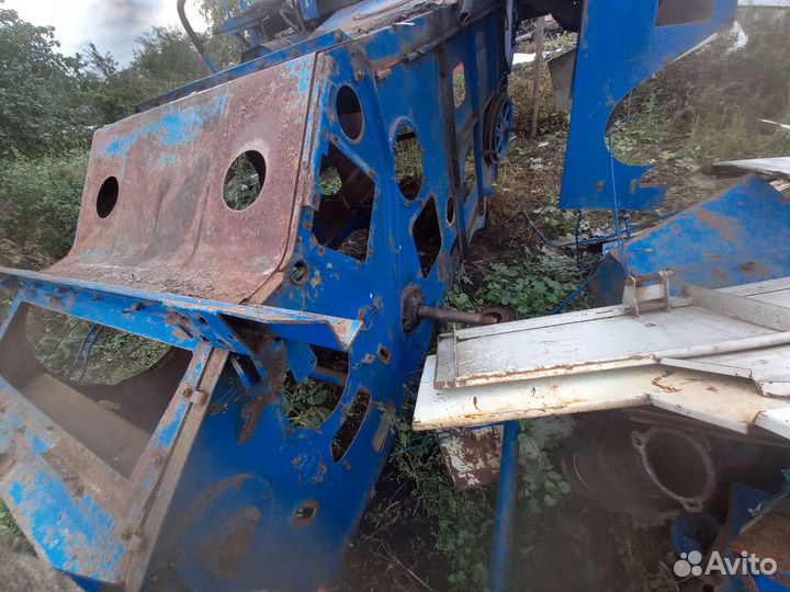 Продаю запчасти от комбайна Енисей 950