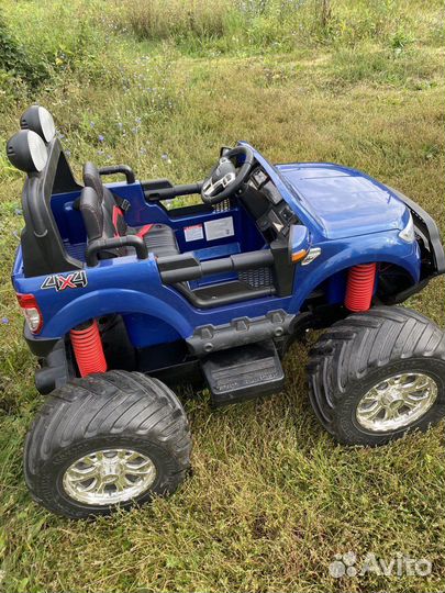 Детский электромобиль