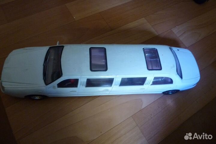 Машина кадилак