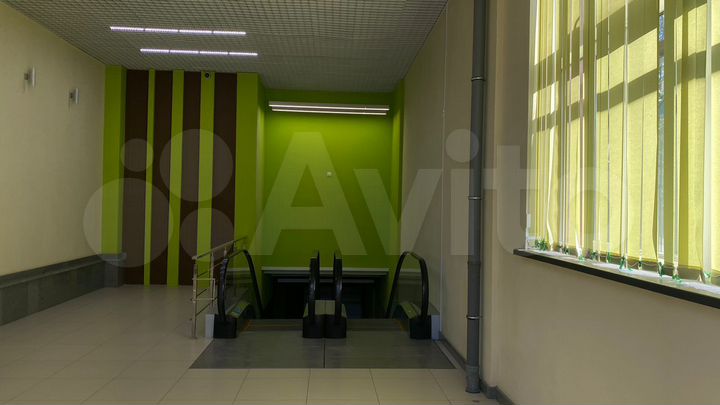 Ул.8Марта, 36, свободного назначения, 600 м²