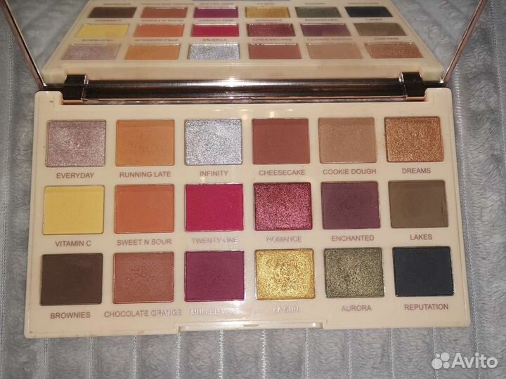 Палетки теней разные