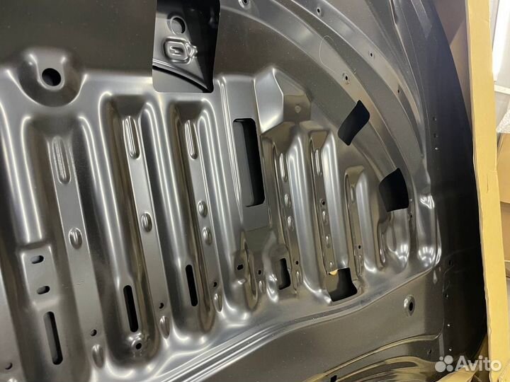 Новый капот на Lexus RX 4