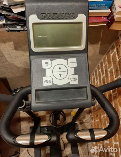 Эллиптический тренажер torneo