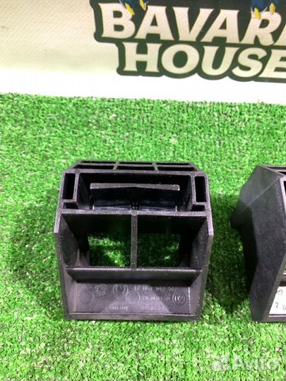 Кронштейн радиатора Bmw 5 E60 N62B48B 2008