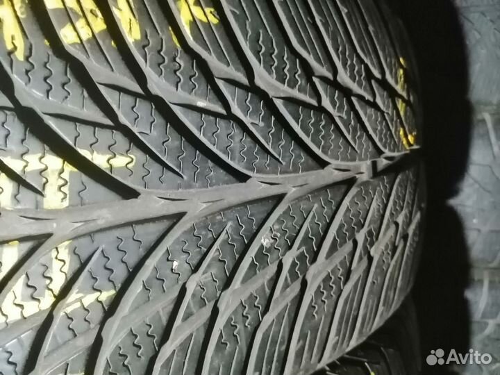 Uniroyal AllSeasonExpert 225/45 R17