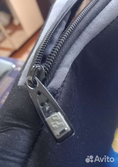 Сумка для маленького ноутбука или планшета