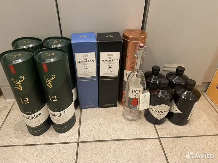 Пустые бутылки от алкоголя