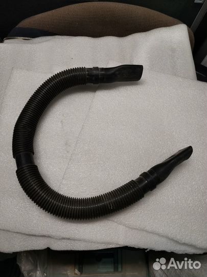 Автомобильный пылесос