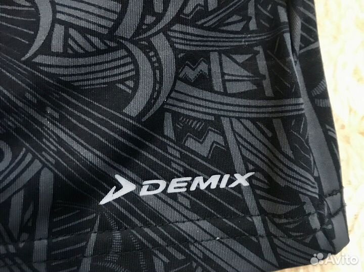Спортивный топ demix