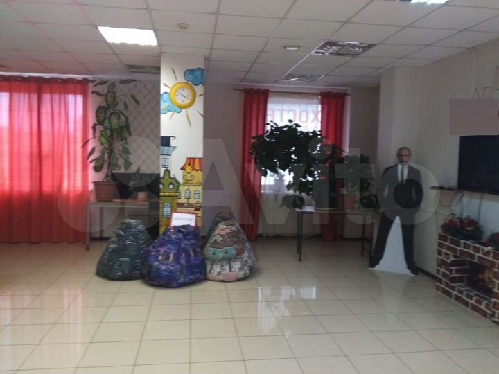 Комната 11 м² в > 9-к., 4/5 эт.