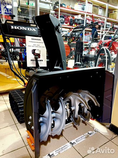 Снегоуборщик Honda Gx-340 гусеничный