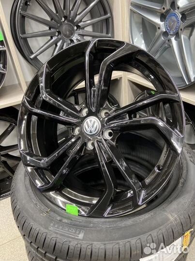 Литые блэк диски Polo Sloda и др. R17 5*100